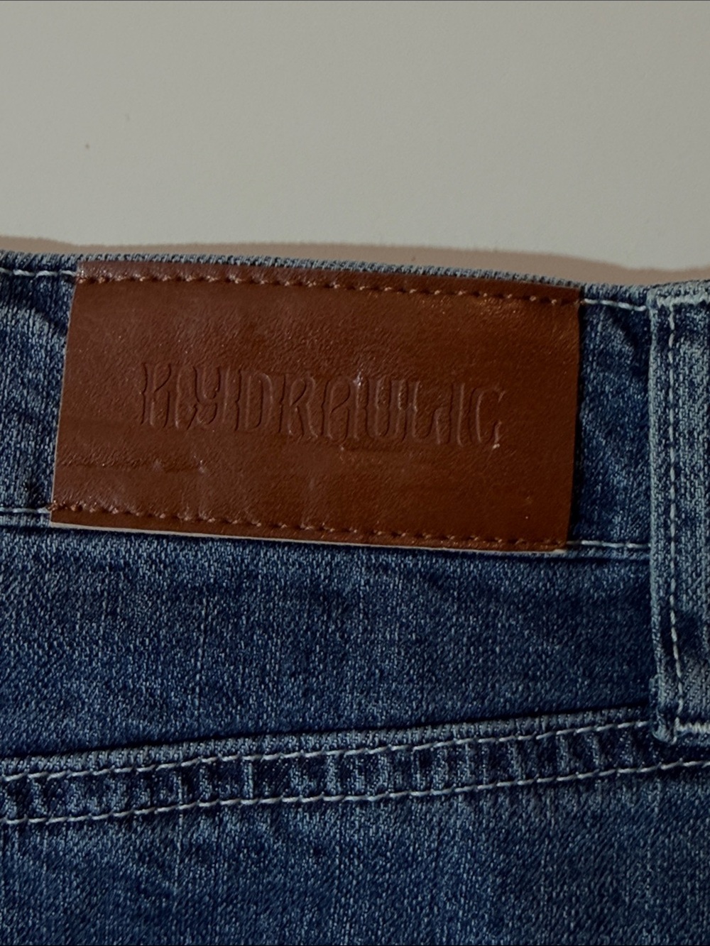 NWT Hydraulic Soho High Rise Dark Blue Pearl-Embellished Denim Mini Skirt Sz 14 - Picture 7 of 8